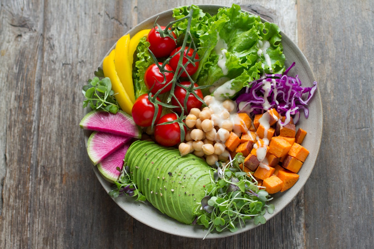 Illustratieve foto bij Herfstsalade met appel & walnoten